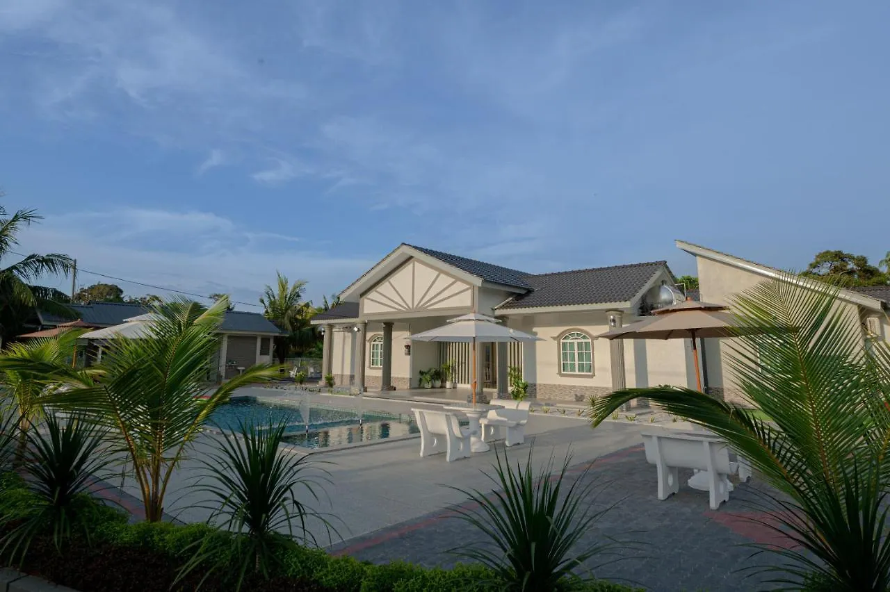 Villa Dracaena Melaka With Swimming Pool, Hill View And 20 Minutes To Town