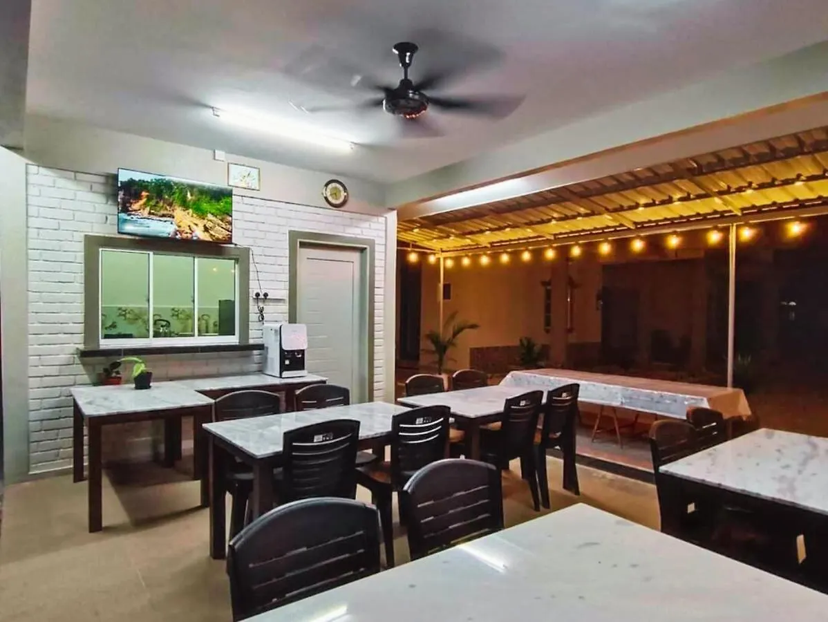 Guest house Villa Dracaena Melaka With Swimming Pool, Hill View And 20 Minutes To Town