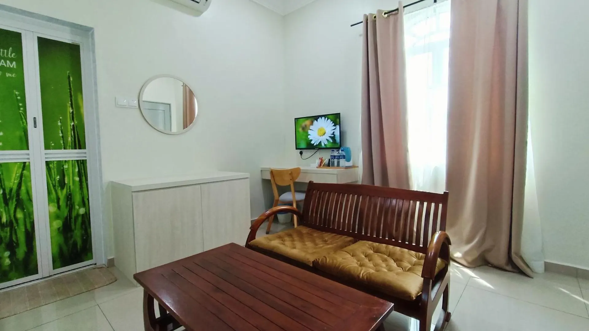 Guest house Villa Dracaena Melaka With Swimming Pool, Hill View And 20 Minutes To Town