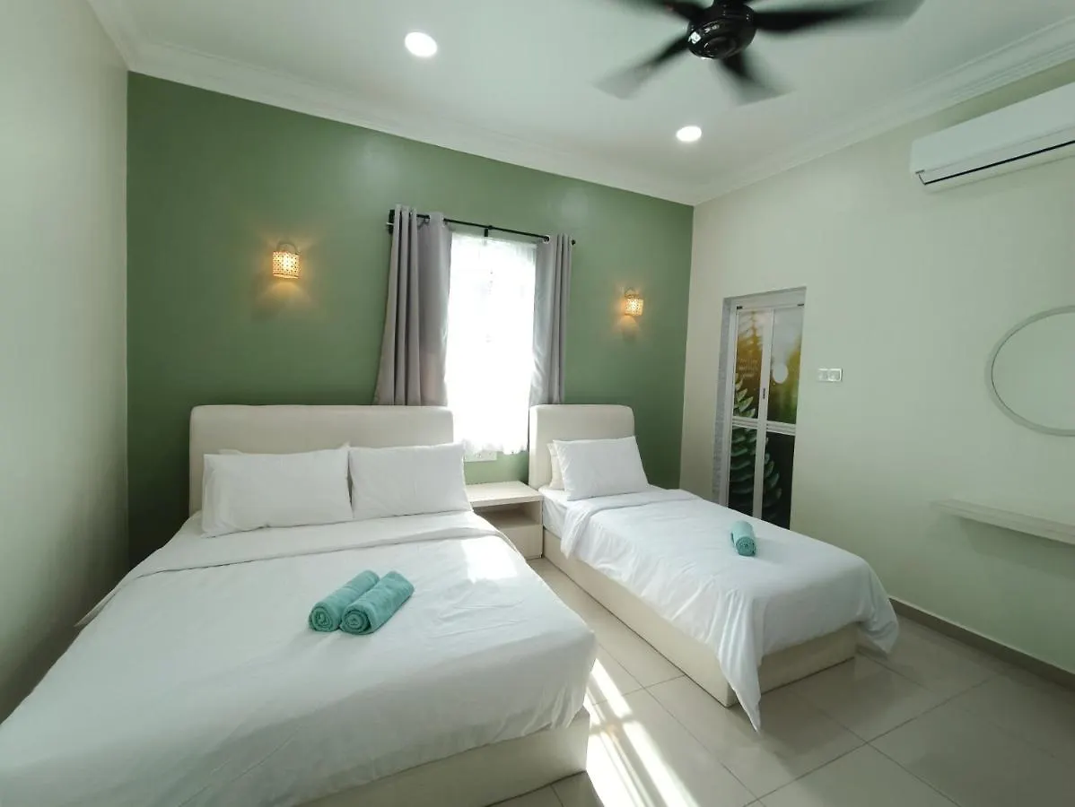 Villa Dracaena Melaka With Swimming Pool, Hill View And 20 Minutes To Town Malacca