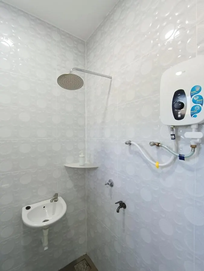 Villa Dracaena Melaka With Swimming Pool, Hill View And 20 Minutes To Town Guest house Malacca